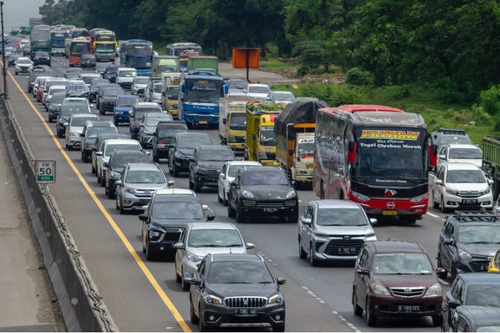 Info Update Kemacetan di Ruas TOL Jakarta di Hari Senin